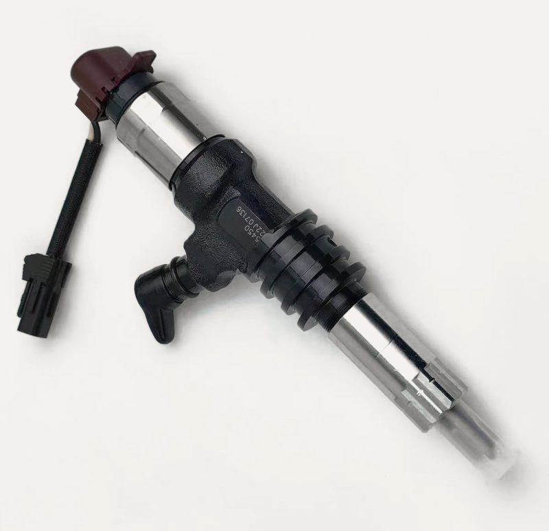 095000-5450 common rail fuel injector (OEM ME302143) — view 2