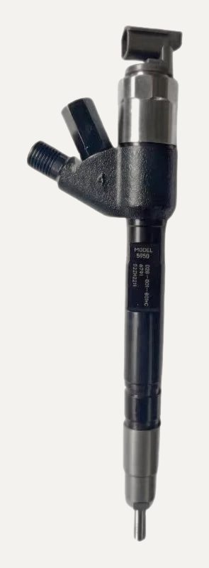 095000-5950 common rail fuel injector (OEM D28-001-801) — view 3