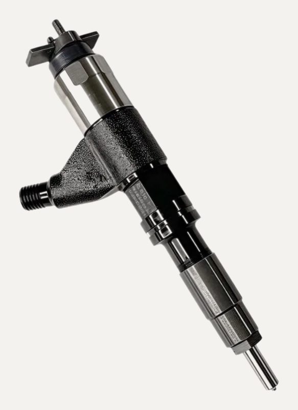 095000-6880 common rail fuel injector (OEM RE532216) — view 4