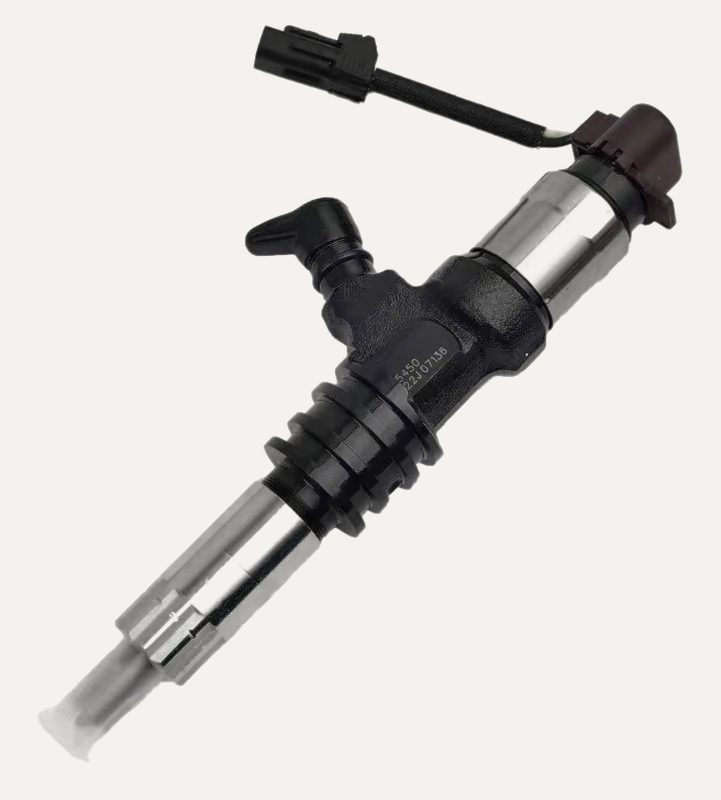 095000-8920 common rail fuel injector (OEM ME306398) — view 3