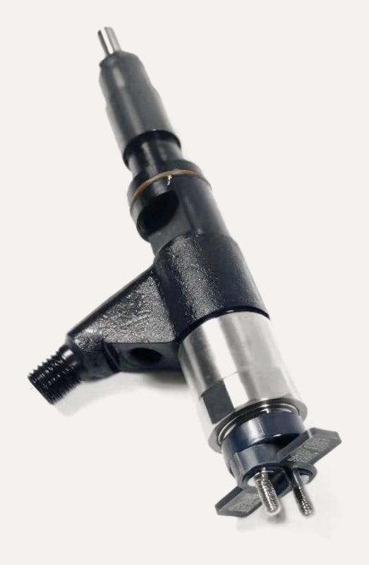 095000-8940 common rail fuel injector (OEM RE543266) — view 3
