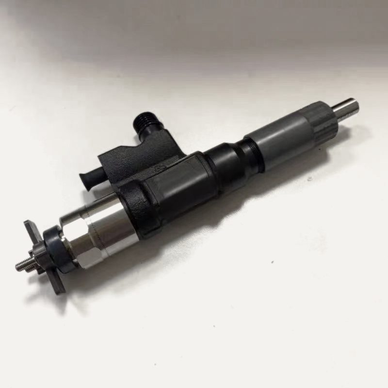 295050-1550 common rail fuel injector (OEM 8-98259290-0) — view 4