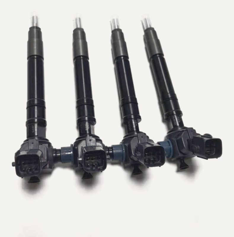 Fuel injector 295700-1110, OEM 23670-0E070 — product photo