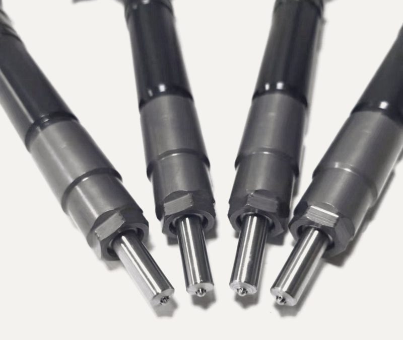 295700-1110 common rail fuel injector (OEM 23670-0E070) — view 2